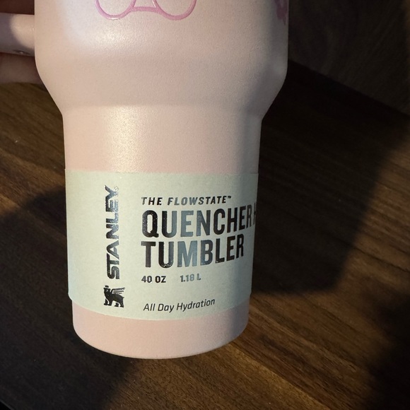 Stanley Pink Hello Kitty 40oz Quencher Tumbler - Picture 3 of 3